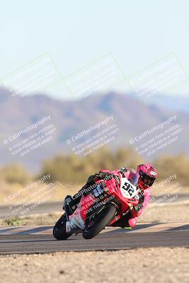 media/Dec-07-2025-CVMA (Sun) [[3e7d2de5dc]]/Race 16-Formula Middleweight/